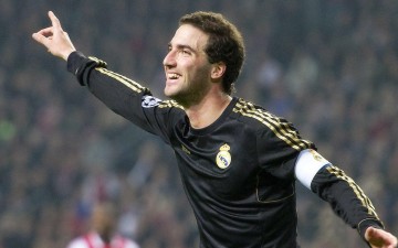 华体会体育APP：16岁法国少年米尔瓦塞香港绽放，成就全球职业联赛最年轻法国球员传奇