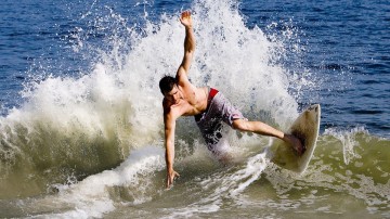 【华体会体育APP】前线锐眼第156期，鲁沪势力重塑，中超冠军之争风云再涌