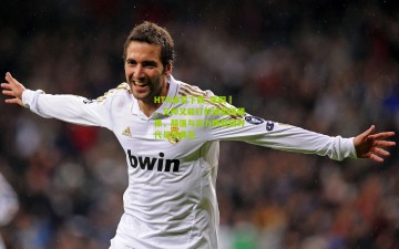 HTH体育下载_李嗣镕，又帅又能打的绿茵场偶像，颜值与实力铸就新时代足球典范